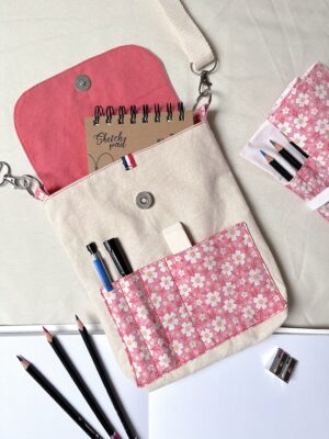 Pochette à croquis aux motif fleuris